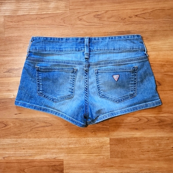 Guess Jean Shorts - Picture 2 of 3